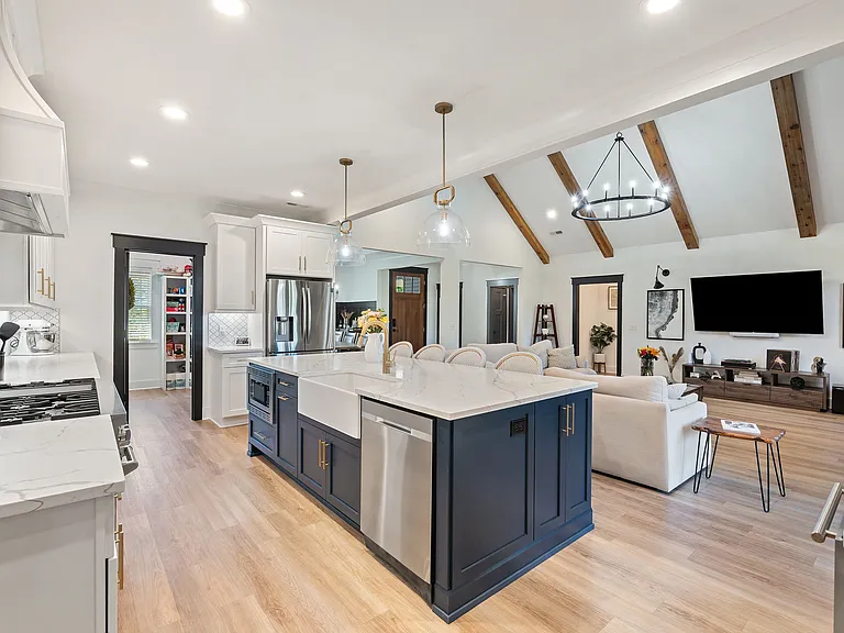 4700 Bisbee Dr — Photo 35