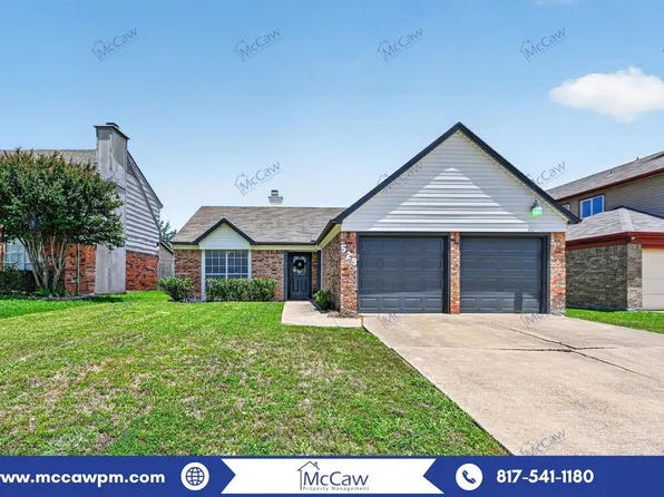 529 Nightshade Dr, Arlington, TX 76018