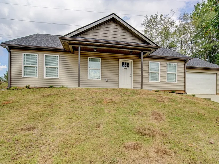 365 Half Rock Cir — Photo 4