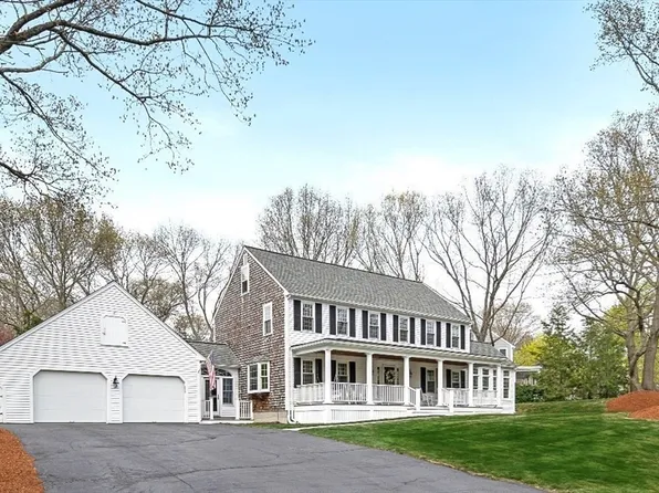 15 Del Prete Dr, Hingham, MA 02043