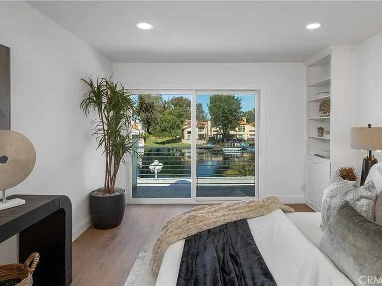 22645 Spring Lake Ln — Photo 29