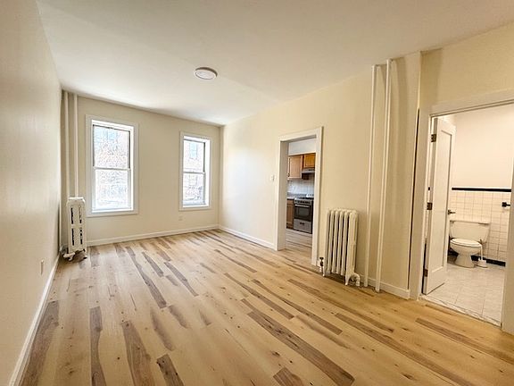 2nd image of 32-11 33rd St #1R