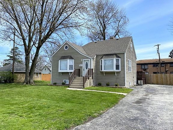 2nd image of 10711 S Nagle Ave