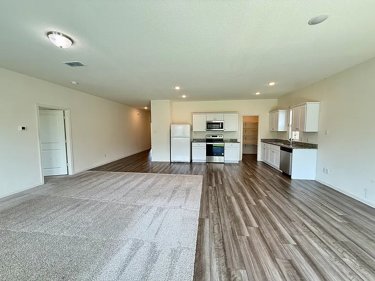 713 Cherry Blossom St — Photo 8