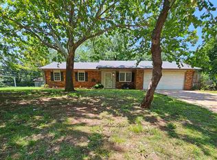 902 N Burdick St, Stillwater, OK 74075