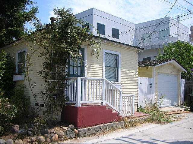 1st image of 127 Lewis St
