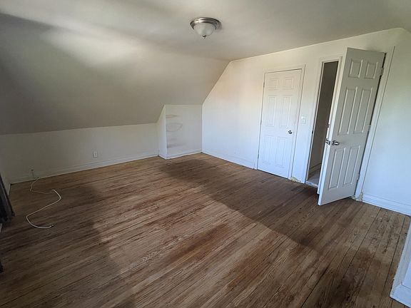 4th image of 191 Milford Ave Floor 3
