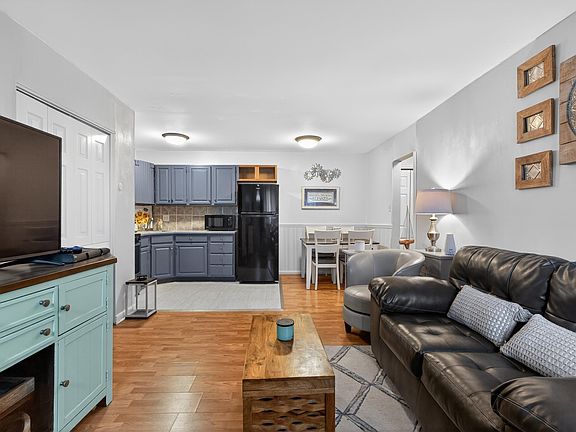 4th image of 4901 Harbor Beach Blvd #E-1