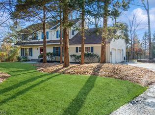 515 Wren Way, Branchburg, NJ 08876