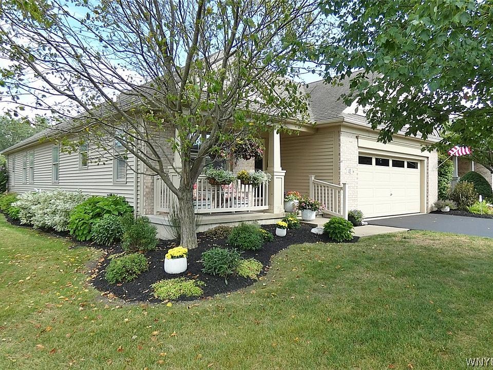 1st image of 41 Springbrook Shores Dr