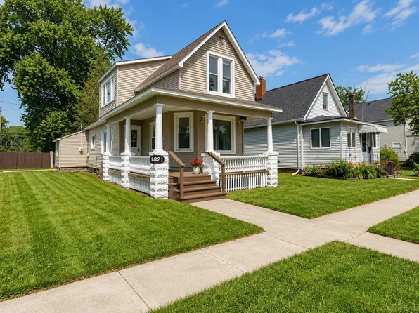 1821 11th Ave, Port Huron, MI 48060