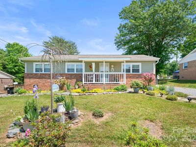 1006 Cloverdale Ln, Dallas, NC, 28034