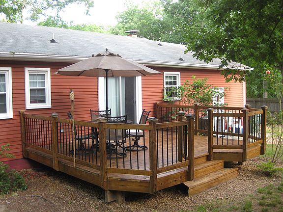 3rd image of 100 Macon Cir