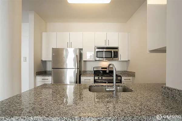 Rented by Oxford Property Group | media 36