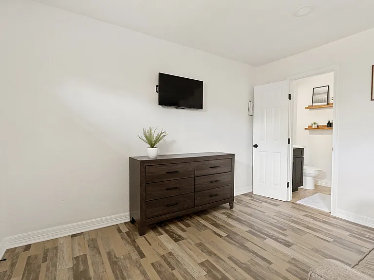438 E Wright Blvd #2 — Photo 1