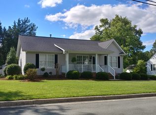 421 Green St, Graham, NC 27253