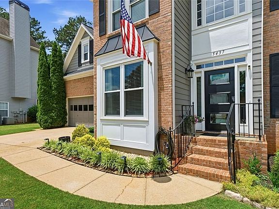 5th image of 5437 Blue Cedar Dr
