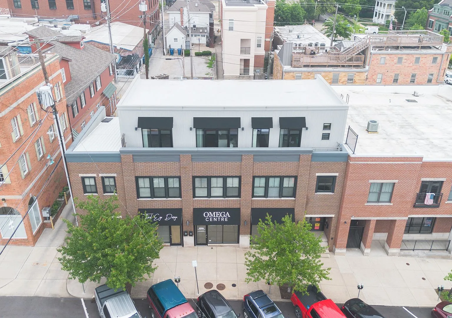 Centre - 115 E 6th Street — Photo 1