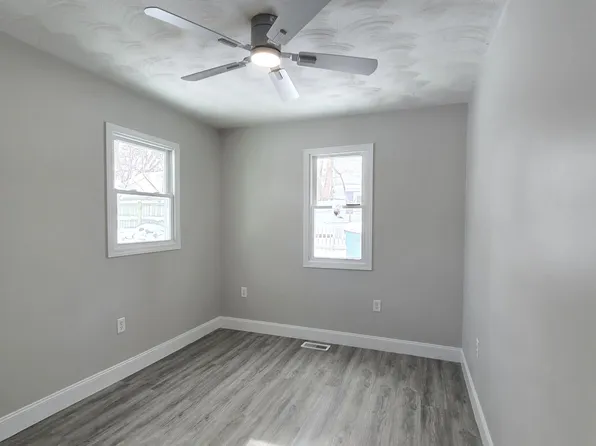 3429 Lowcroft Ave, Lansing, MI 48910