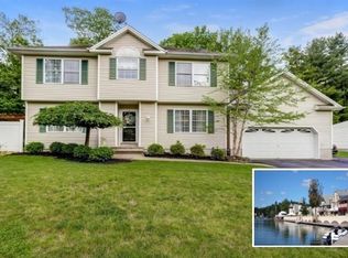 1 Summit Trl, Sparta, NJ 07871