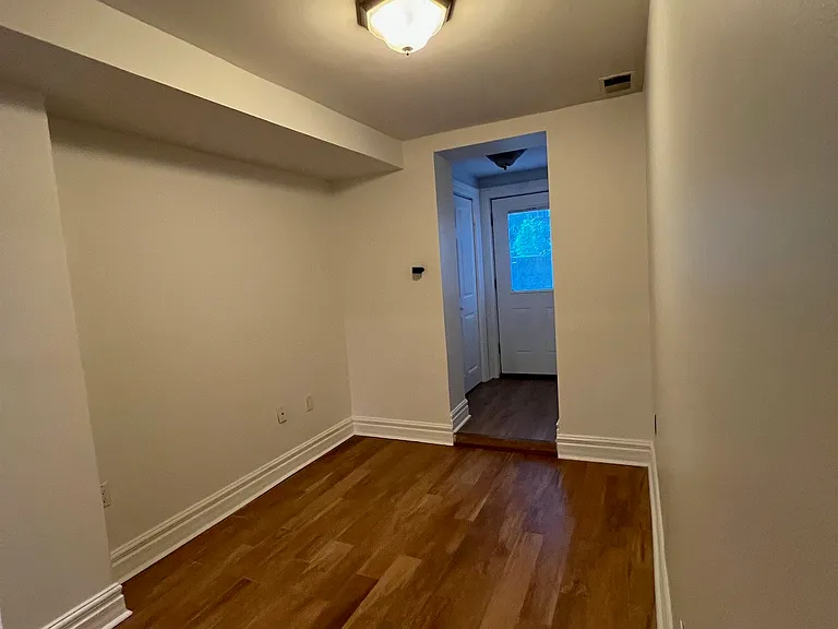 827 Garden St #1 — Photo 5