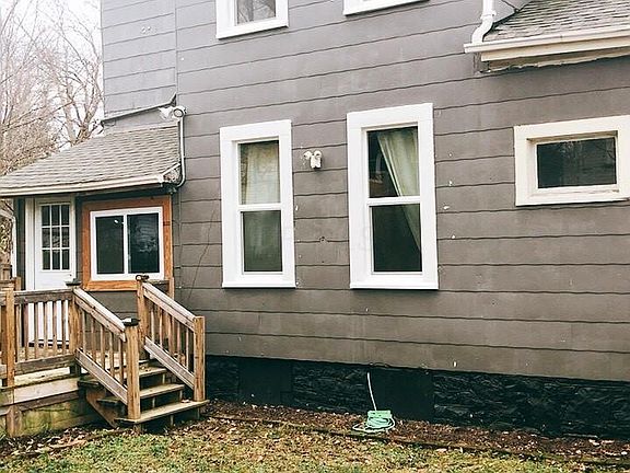 4th image of 1307 E Mound St