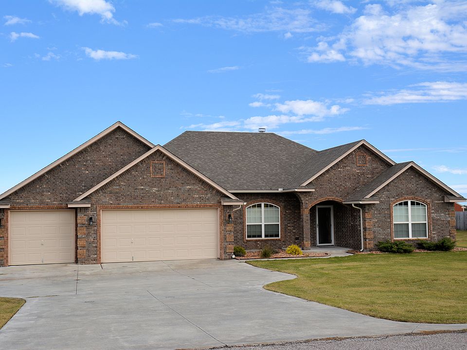 1st image of 1309 Abraham Dr.