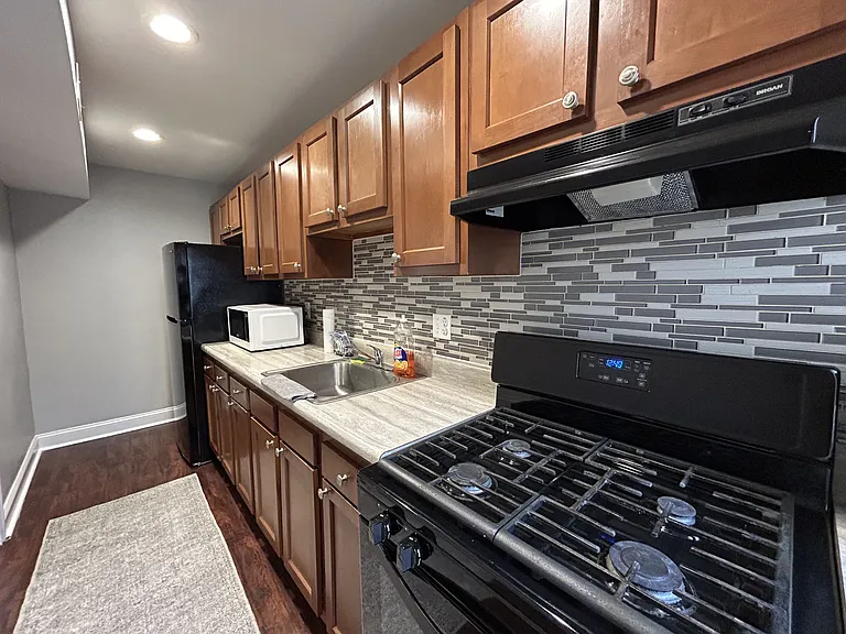 1625 Spruce St #2 — Photo 10