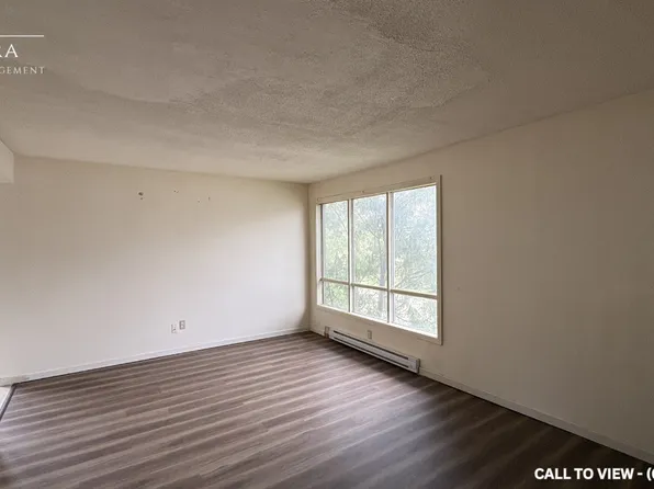 14 Burnley Ave #4, Brantford, ON N3R 1T6