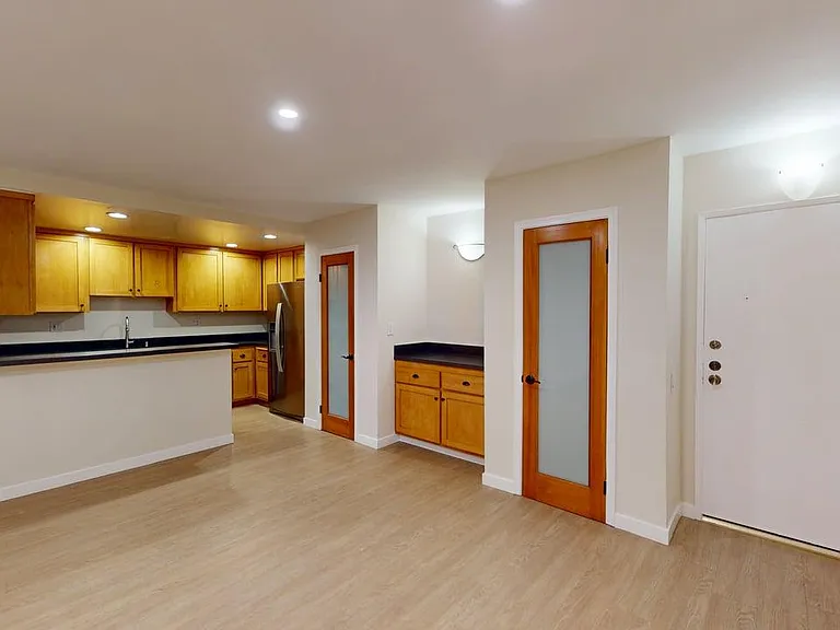 Casa Hermosa Apartments — Photo 13