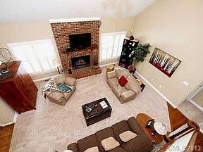 3rd image of 4507 Landmark Dr