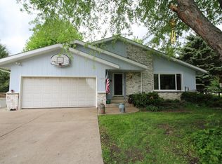 31504 Hickory Hollow Rd, Waterford, WI 53185