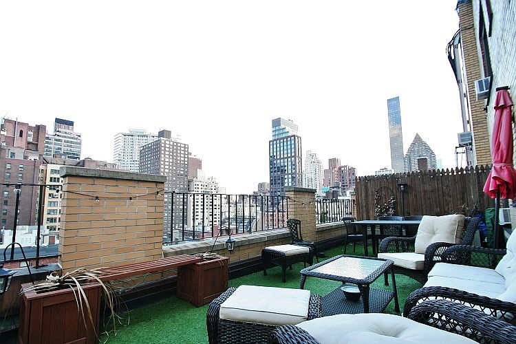 1st image of 310 E 55th St #11AG
