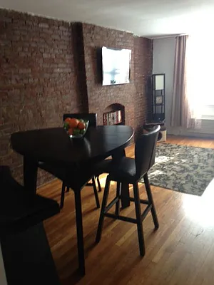 Rented by Eric Goodman Realty Corp | media 21