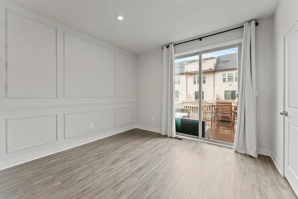 224 S Newkirk St — Photo 9