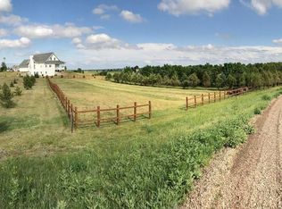 1120 Elbowoods Dr, Hazen, ND 58545