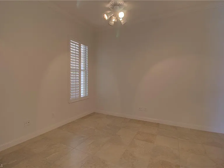 7681 Sicilia Ct — Photo 20