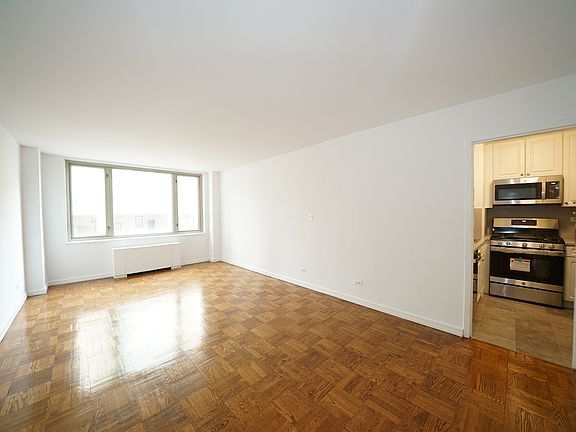 4th image of 125 E 87th St APT 9H