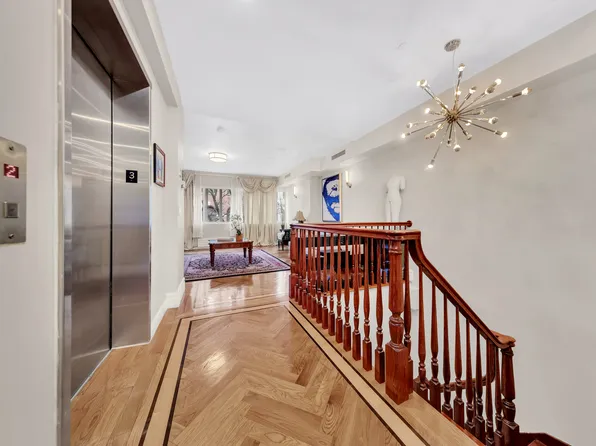 32 East 74th Street image 8 of 16