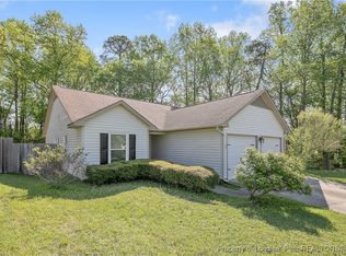 6828 Willow Ct, Fayetteville, NC 28314