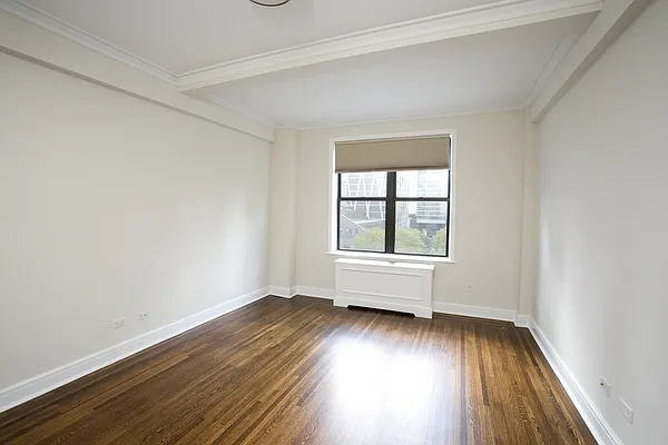 Rented by Stonehenge NYC LLC | media 8