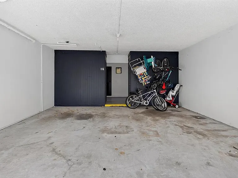 1146 King Arthur Ct #110 — Photo 73