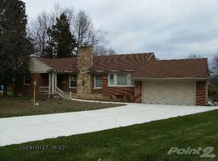 375 Whitefield Ct, Dearborn Heights, MI 48125