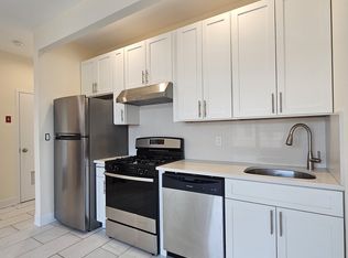 25-95 37th St UNIT 4, Astoria, NY 11103