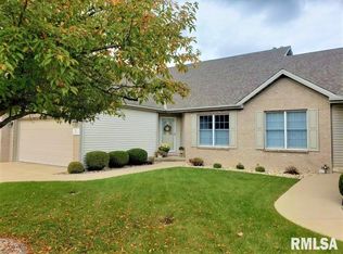 71 Fox Creek Ct #45, Morton, IL 61550