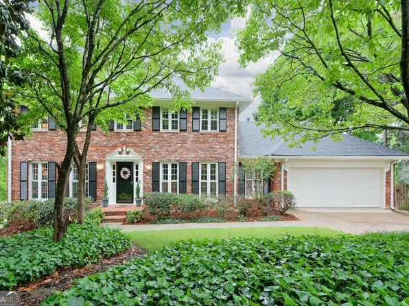 4140 Summit Dr, Marietta, GA 30068
