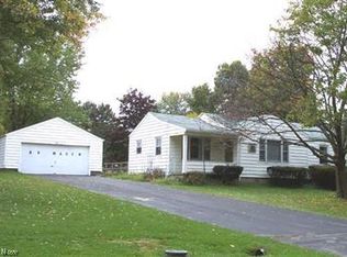 16 Foster Dr, New Middletown, OH 44442