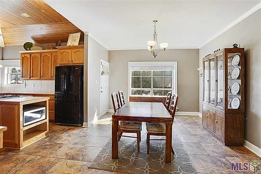 5th image of 16475 Majestic Oak Dr