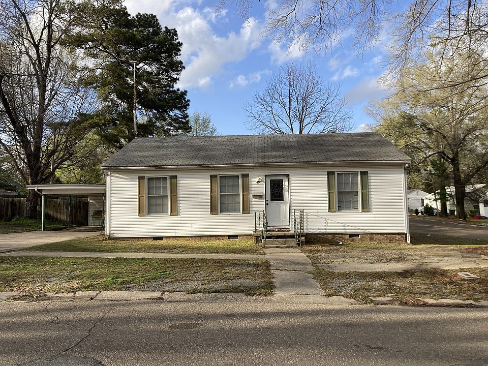1st image of 700 N Parkway Dr