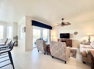 8555 Naples Heritage Dr APT 236, Naples, FL 34112